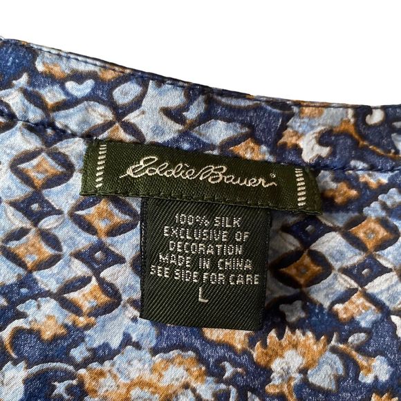 Eddie Bauer Women’s 100% Silk Cap Sleeved V Neck Blouse Size Large - Picture 4 of 11